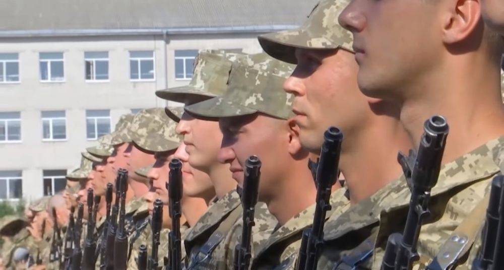 Во Львове будут выдавать по 50 тысяч гривен всем, кто подпишет контракт с армией