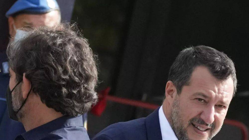 Италия: экс-глава МВД Сальвини снова предстал перед судом