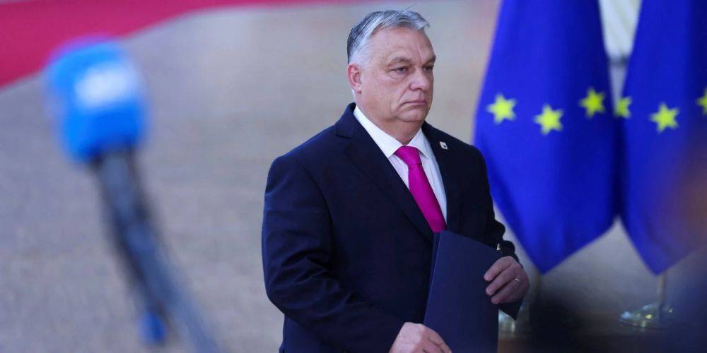 «Растоптала верховенство права». Евродепутаты из партии Орбана пожаловались Еврокомиссии на Польшу