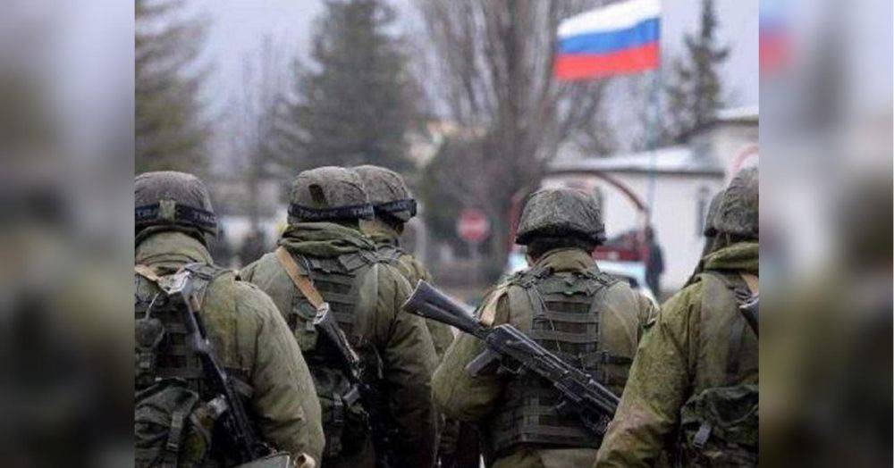 Пьяные российские оккупанты выпустили 10 пуль в гражданского на Херсонщине: стали известны подробности