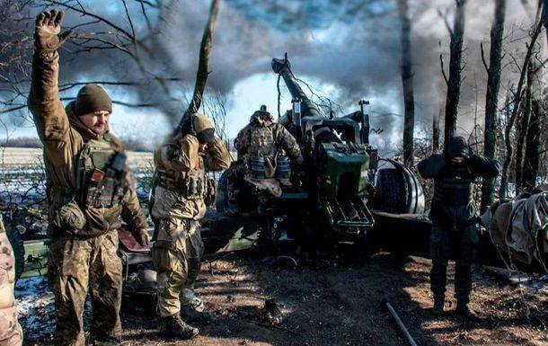 Постачання гарнізону на лівобережжі Херсонщини: ЗСУ артилерією розбивають лід на річці