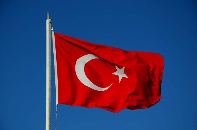 Турция прекратила денежные переводы с рф — СМИ