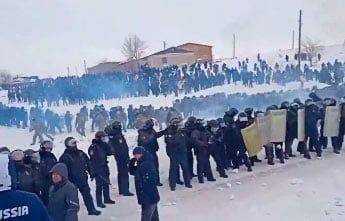 В Башкортостан из-за многотысячных протестов перебрасывают Росгвардию
