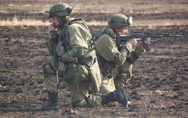 Военный РФ совершил самоубийство на поле боя