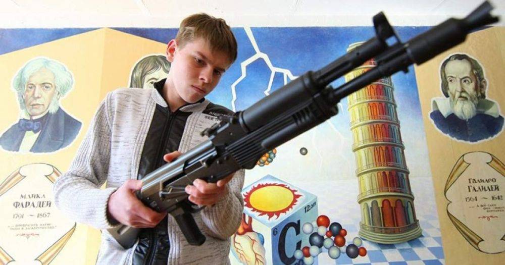 Россияне будут ставить на воинский учет 17-летних украинцев: к чему готовится враг на ВОТ