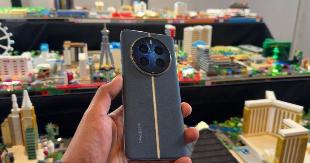 Realme продемонстрировала смартфон, созданный совместно с Rolex (ФОТО)