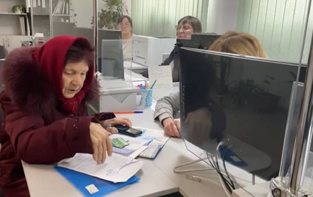 Пенсии в Украине выросли: кто будет получать почти 24 тысячи грн с 1 января