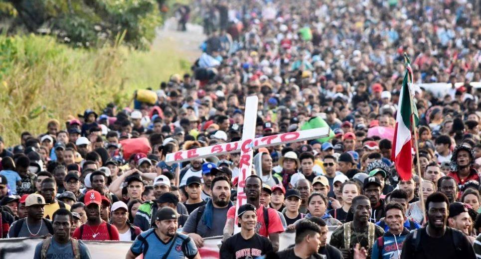 СМИ: Около 300 тысяч человек прибыли на границу США и Мексики в декабре