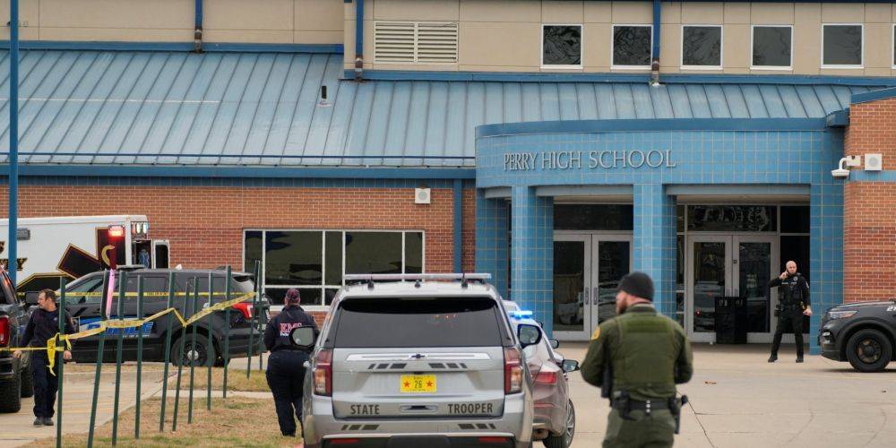 В американском штате Айова ученик школы устроил стрельбу: есть погибший и раненые