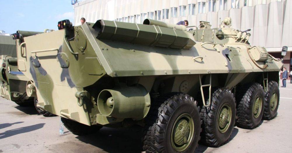 Россияне бросили разгромленный редкий образец БТР-90 под Авдеевкой: что известно об оружии (фото)