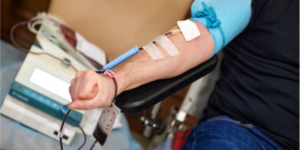 Это 50 тысяч спасенных жизней. В 2023 году украинцы сдали 7000 литров крови через платформу ДонорUA