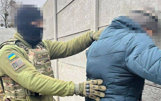 В Славянске задержан "охотник" за ПВО и HIMARS