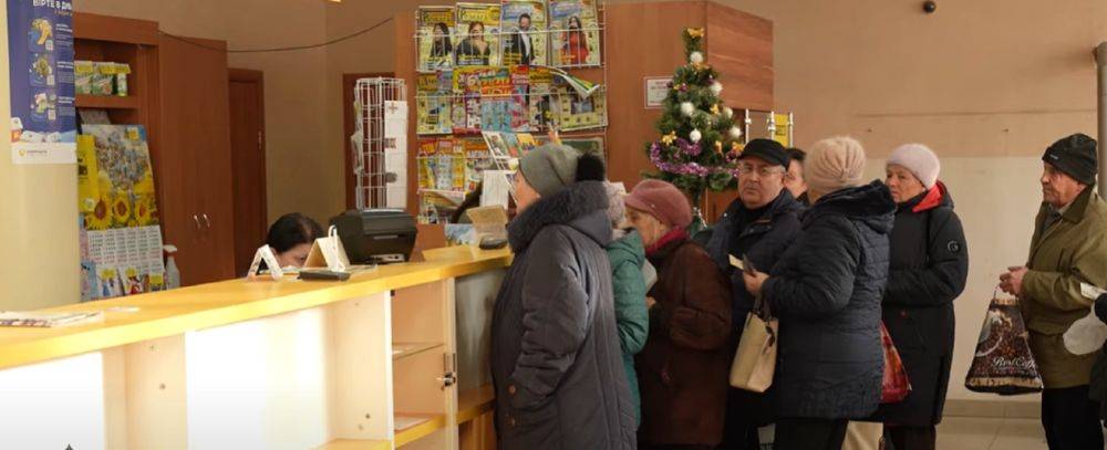 "Укрпочта" срочно предупредила украинцев о новой ловушке мошенников: "Осторожно!"