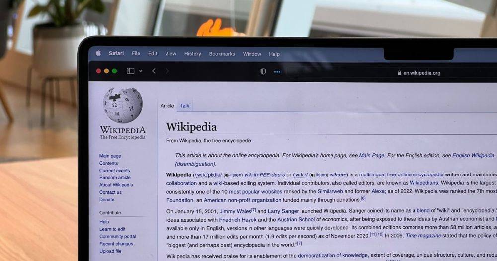 Украинская Википедия назвала десятку самых популярных статей 2023 года (инфографика)