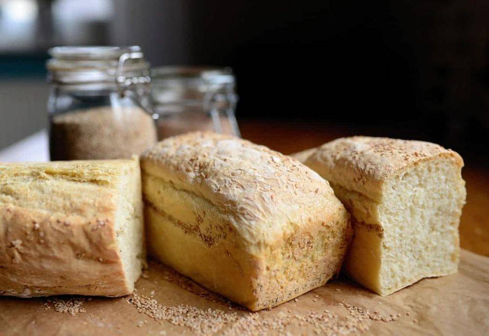 Почему стоит отказаться от хлеба и булочек с утра рассказали эксперты