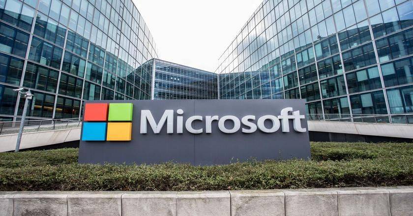 Microsoft планирует инвестировать в ИИ более 2 миллиардов долларов