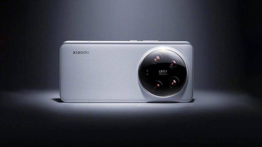 Представлен Xiaomi 14 Ultra: титановая версия, камера с дюймовым сенсором и переменной диафрагмой, двусторонняя спутниковая связь и цена от $900