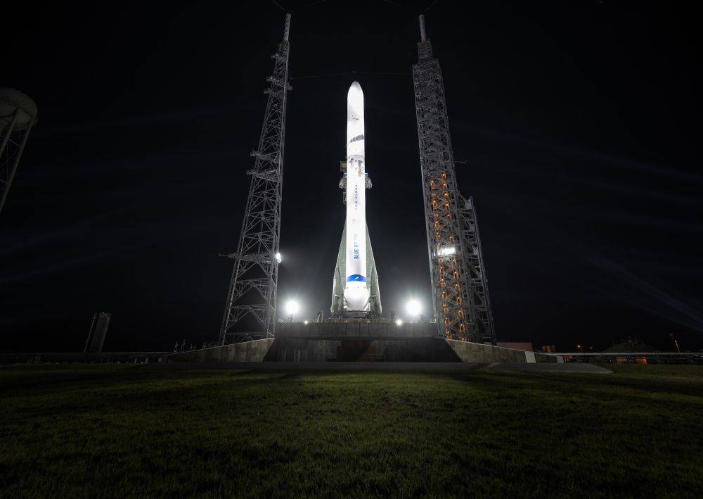 Blue Origin впервые установила ракету New Glen на стартовую площадку