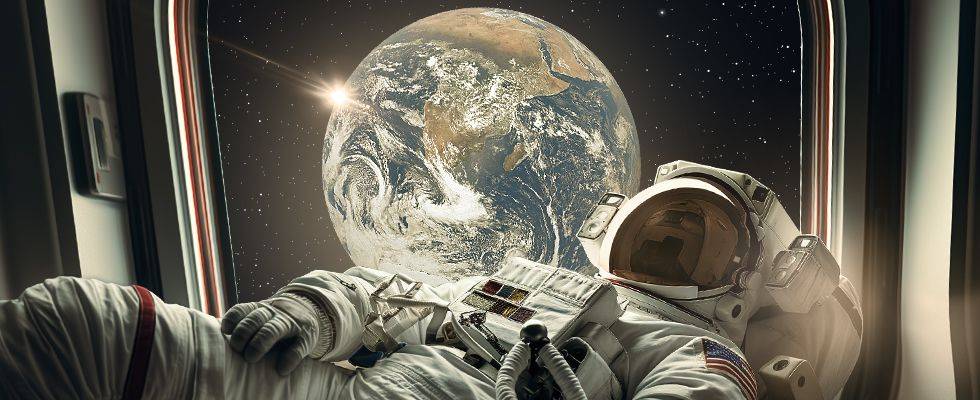 Здоровый сон в космосе: возможно ли выспаться на МКС?