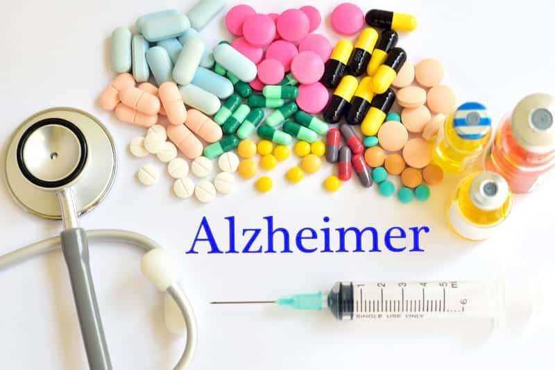Названа диета, способная бороться с болезнью Альцгеймера
