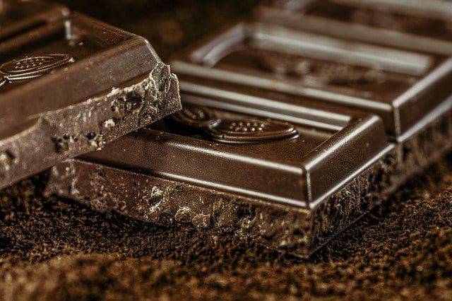 Ученые выяснили, что шоколад может помочь снизить артериальное давление
