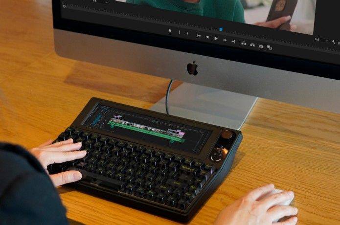 Valmond представила механическую клавиатуру с сенсорным дисплеем