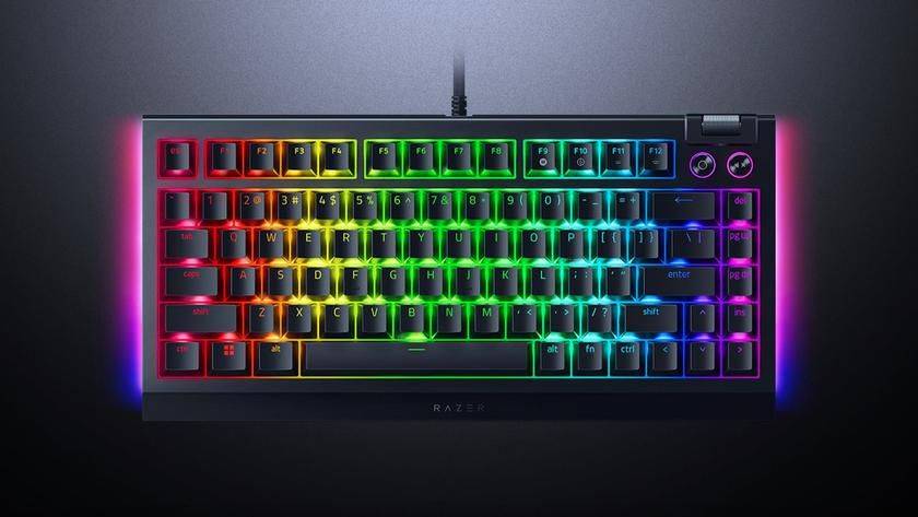 Razer представляет новую 65% беспроводную клавиатуру BlackWidow V4 Mini HyperSpeed с возможностью горячей замены всех клавиш