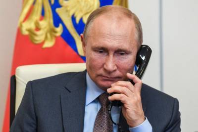 Путин и Макрон провели телефонный разговор по ситуации в Нагорном Карабахе