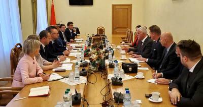 Беларусь и Венгрия обсудили вопросы продолжения сотрудничества по племенному птицеводству