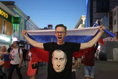 Свердловские депутаты изменят закон об образовании ради «патриотизма»