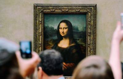 Под «Мона Лизой» Леонардо да Винчи обнаружили скрытый эскиз
