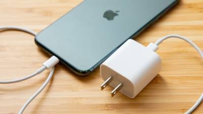 Apple готовит iPhone и Macbook, которые будут работать неделями от одной зарядки