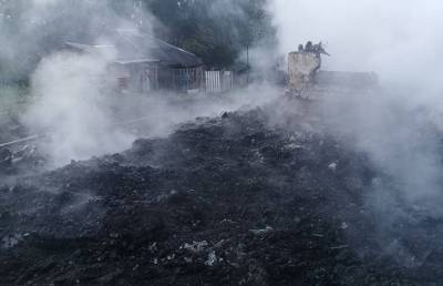 Два человека погибли на пожаре в Дятловском районе