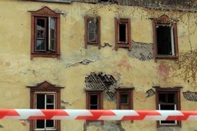 Аварийный дом в Тверской области восемь лет не включали в программу переселения