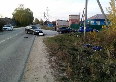В Елатьме два человека пострадали при наезде ВАЗа на мотоцикл