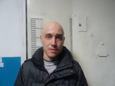 Кузбассовцев просят помочь в розыске подозреваемого в преступлении