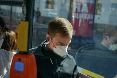 В Пулково и петербургские электрички перестанут пускать без маски
