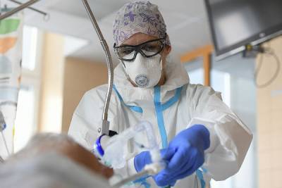 Вирусолог Центра Гамалеи назвал главную ошибку заболевших «ковидом»