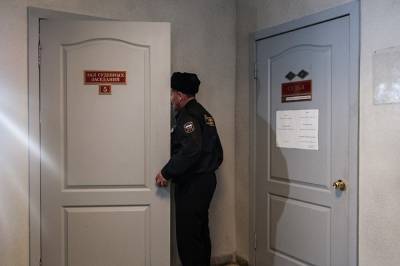 Суд назначил условный срок второму участнику похищения мужчины в центре Екатеринбурга
