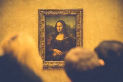Учёные обнаружили под «Джокондой» Леонардо да Винчи угольный набросок