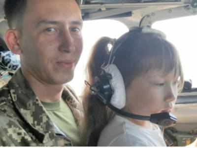 Авиакатастрофа Ан-26: Дочь погибшего штурмана отказались принять в гимназию, вдова заявляет о хамстве директора