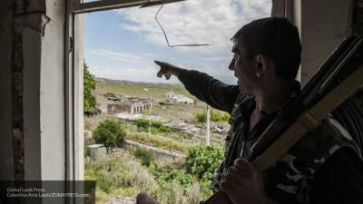 Французские журналисты попали под обстрел в Нагорном Карабахе