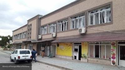 Оператор телеканала "Армения" пострадал при обстреле Карабаха ВС Баку