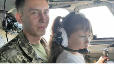 "На колени в углу класса": вдову погибшего в крушении Ан-26 пилота унизили в школе в Харькове