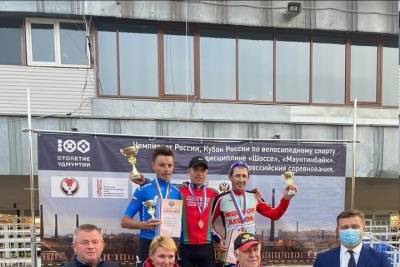 Великолучанин завоевал золото в многодневной велогонке на чемпионате страны