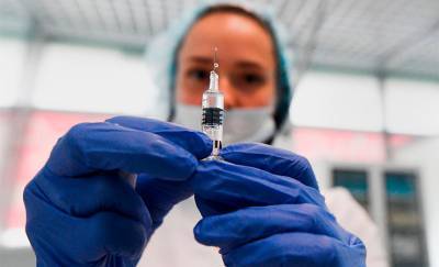 В Беларуси первые добровольцы получили российскую прививку от коронавируса