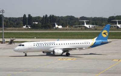 МАУ отложила возобновление полетов в Баку и отменила рейс в Ереван
