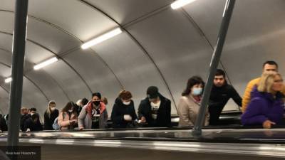 Цена на медицинские маски в метро Петербурга составит 10 рублей