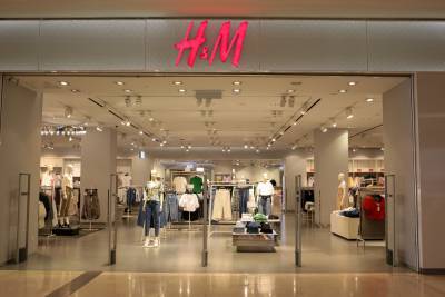 Новый удар по мировой моде: сеть H&M закроет еще 150 магазинов