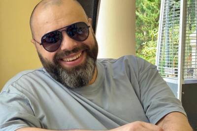 Трудно разговаривать: 52-летний Максим Фадеев травмировался на отдыхе